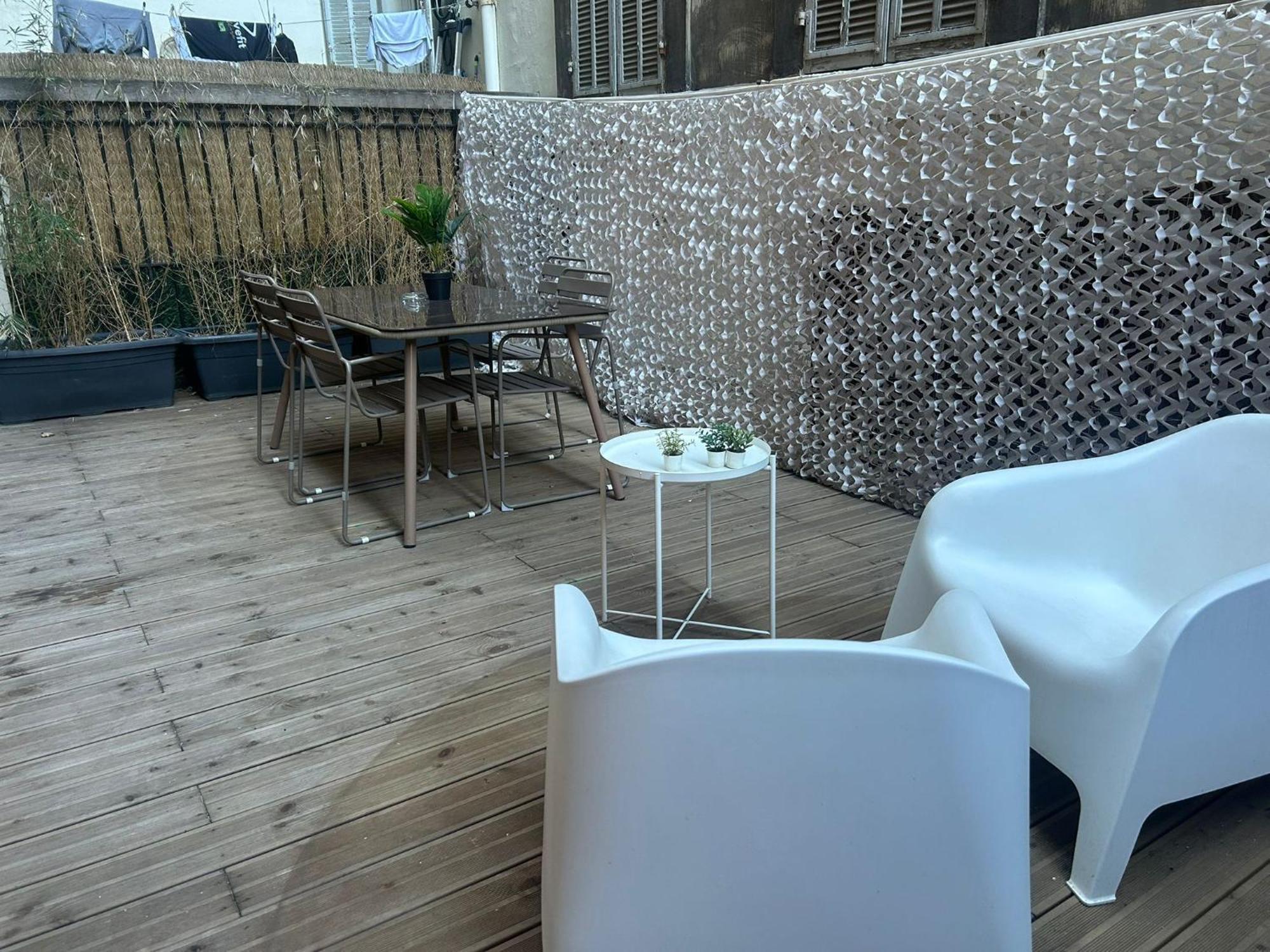 Chez Marie Et Romain- Appartement De Charme Au Coeur De La Joliette Proche Panier Centre Ville Marseille Ngoại thất bức ảnh