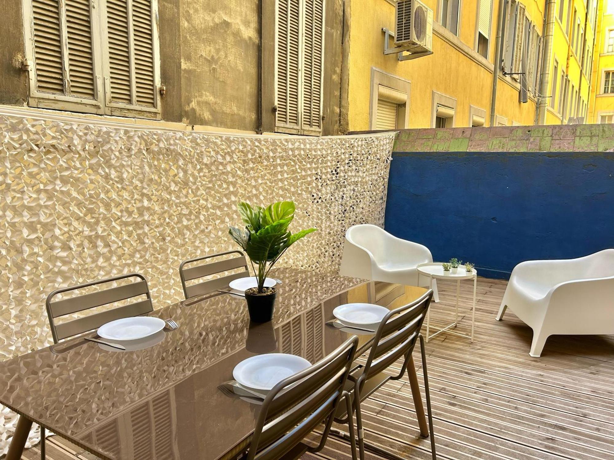 Chez Marie Et Romain- Appartement De Charme Au Coeur De La Joliette Proche Panier Centre Ville Marseille Ngoại thất bức ảnh