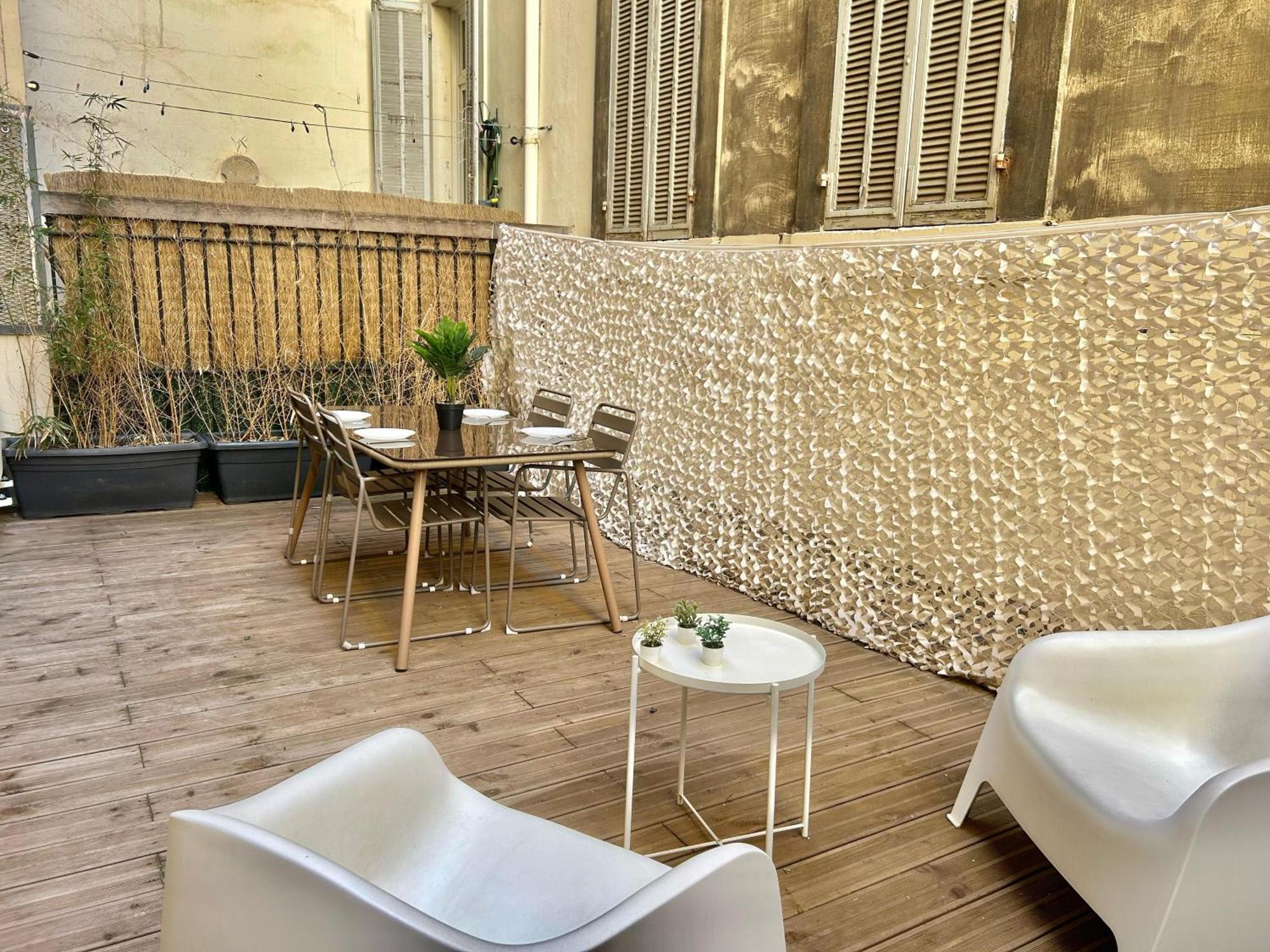 Chez Marie Et Romain- Appartement De Charme Au Coeur De La Joliette Proche Panier Centre Ville Marseille Ngoại thất bức ảnh