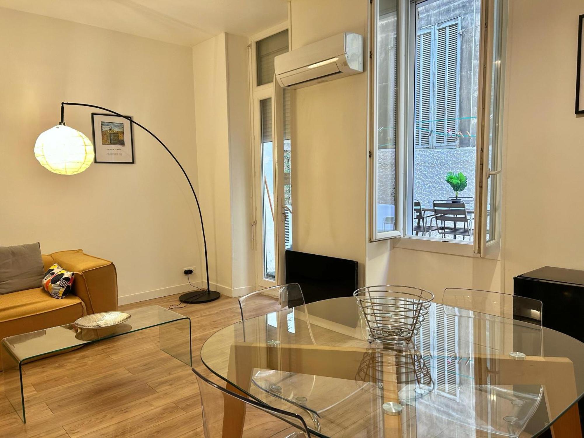 Chez Marie Et Romain- Appartement De Charme Au Coeur De La Joliette Proche Panier Centre Ville Marseille Ngoại thất bức ảnh